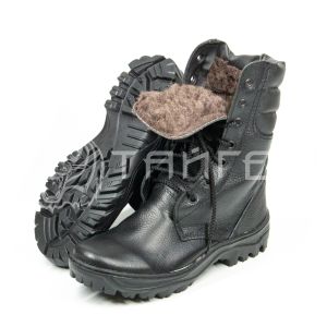 Ботинки с высоким берцем Ратник-Зима на натур. меху, подошва резина (40)