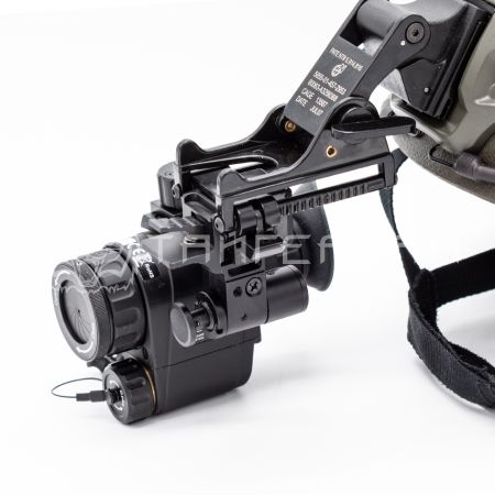 Комплект для быстрого крепления монокуляра ночного видения на шлем